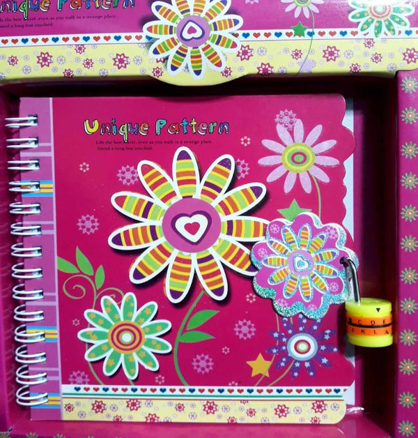 Diario Con Candado 13X13 Mariposa Y Flor