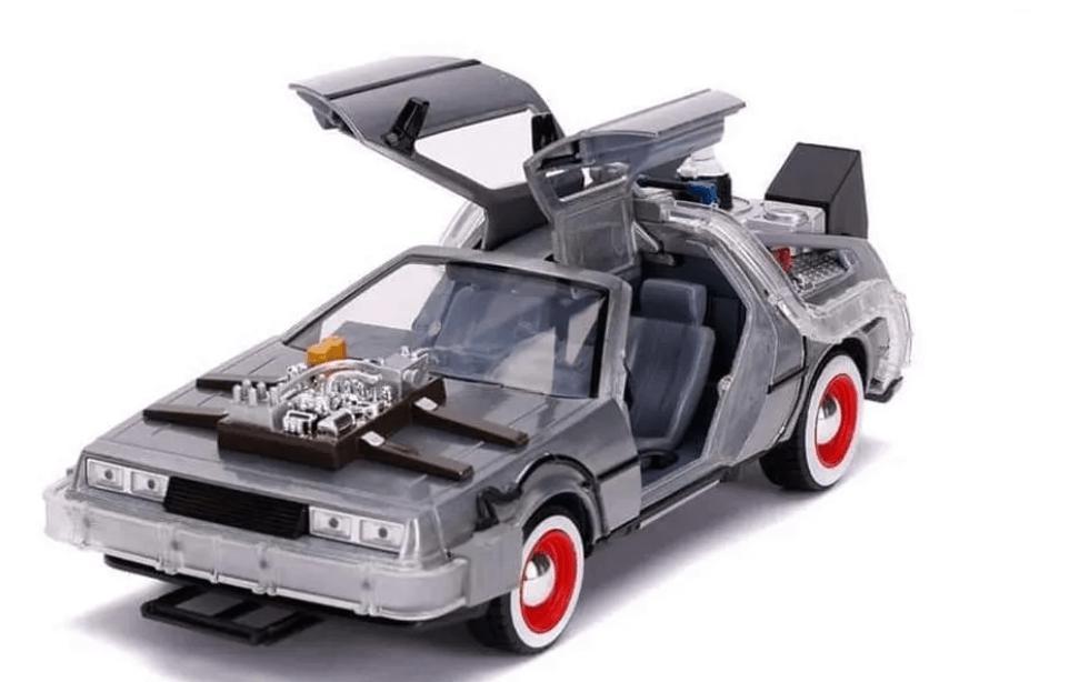 Delorean Volver Al Futuro 2, Maquina Del Tiempo 1:20 Escala