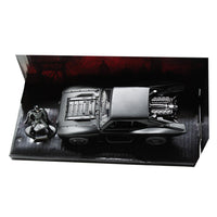 Batmobile & Batman Pattinson 1:32 Escala DC Die Cast - 3
